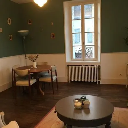 Holiday home Maison De Charme Au Coeur D'ervy-le-chatel *